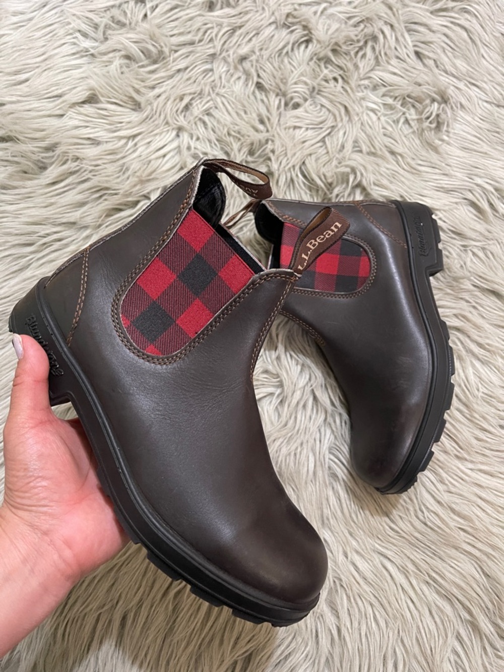Blundstone Brown Leather Chelsea Boots with Red & Black Plaid Elastic - Picture 3 of 6